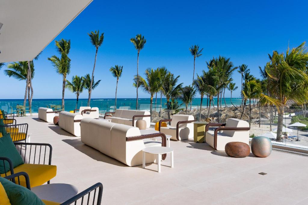 Tropical Deluxe Princess All Inclusive