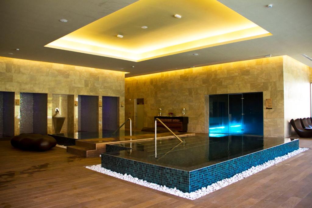 Barcelo Maya Grand Resort