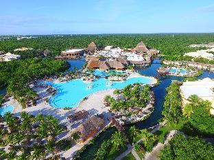 Grand Palladium White Sand Resort Spa