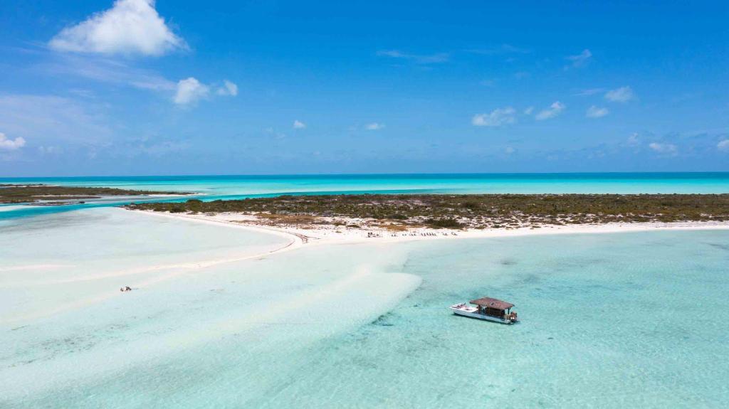 Ambergris Cay