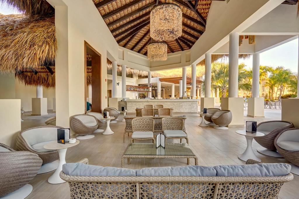 C A R I B E Family Experience At Royalton Splash Punta Cana All Inclusive Resort Casino
